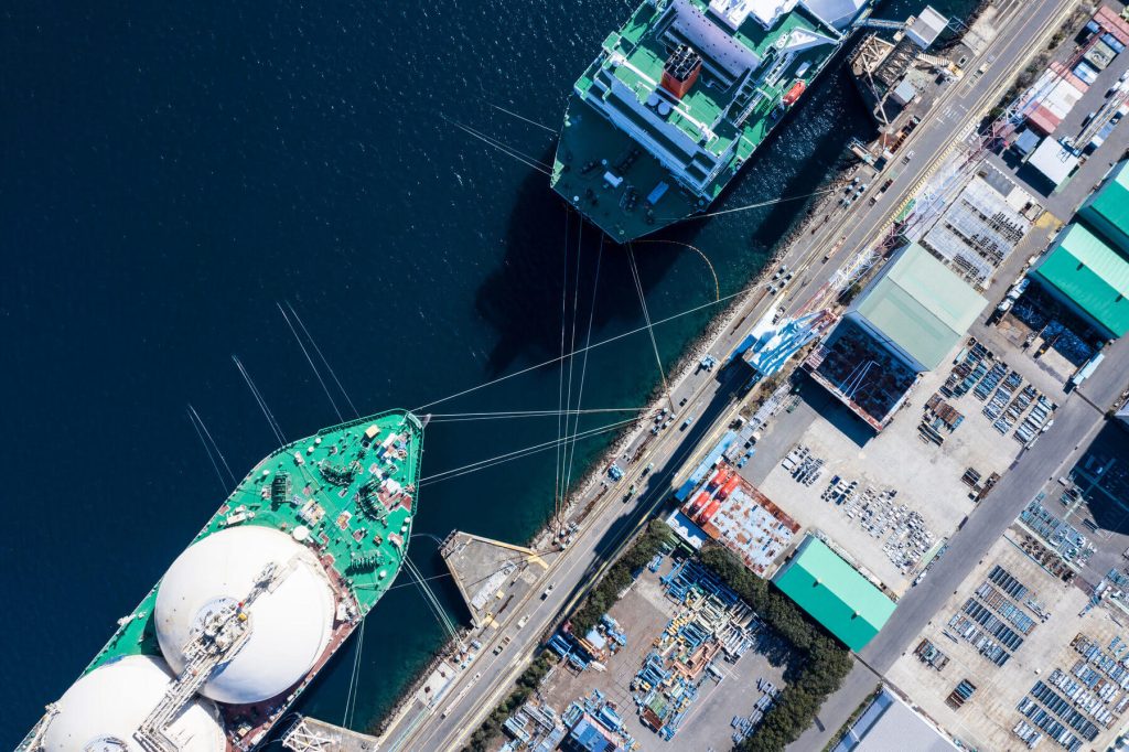 Agência marítima no Brasil: como são feitos os contratos