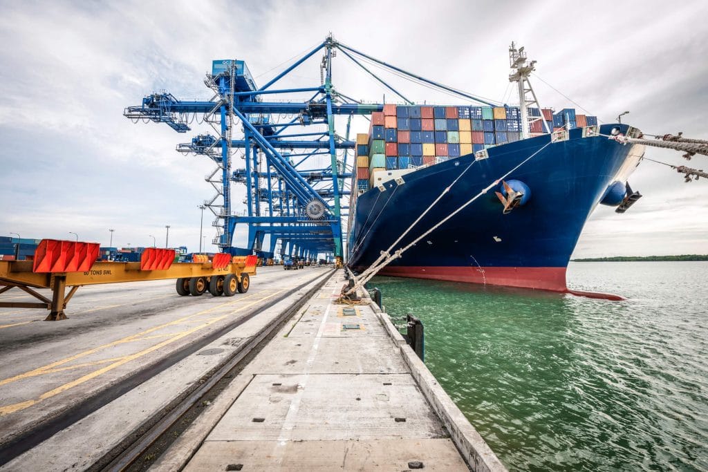 Understand how quotation works on international cargo transport