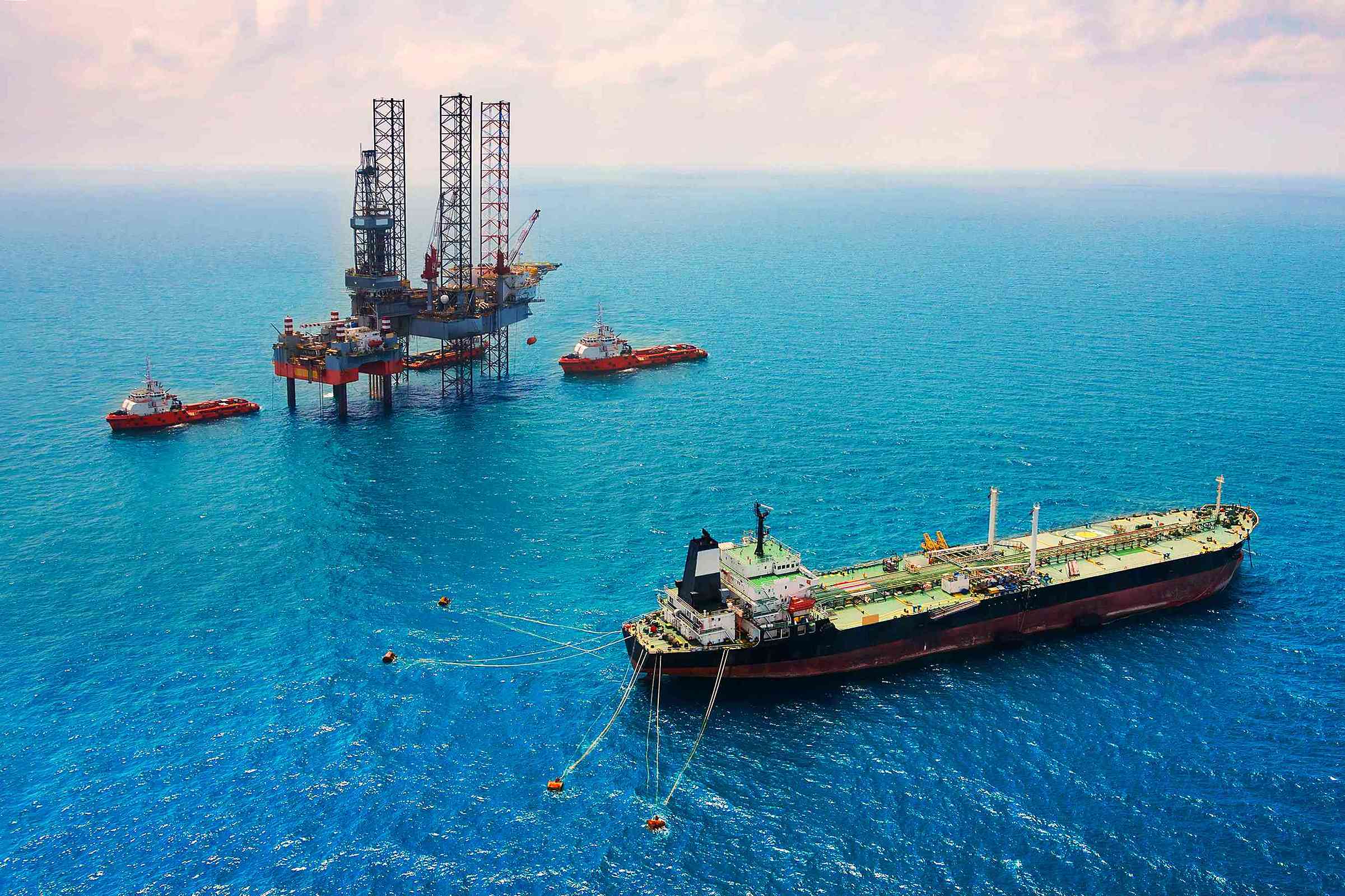 Entenda como funcionam as embarcações de apoio offshore