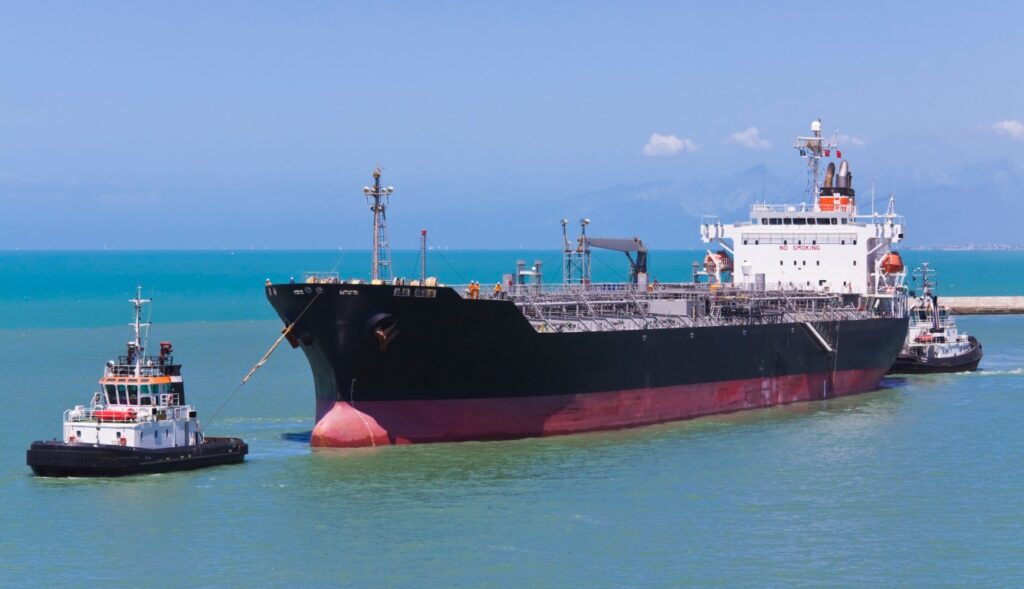 See the necessary care in the transport and storage of derivatives